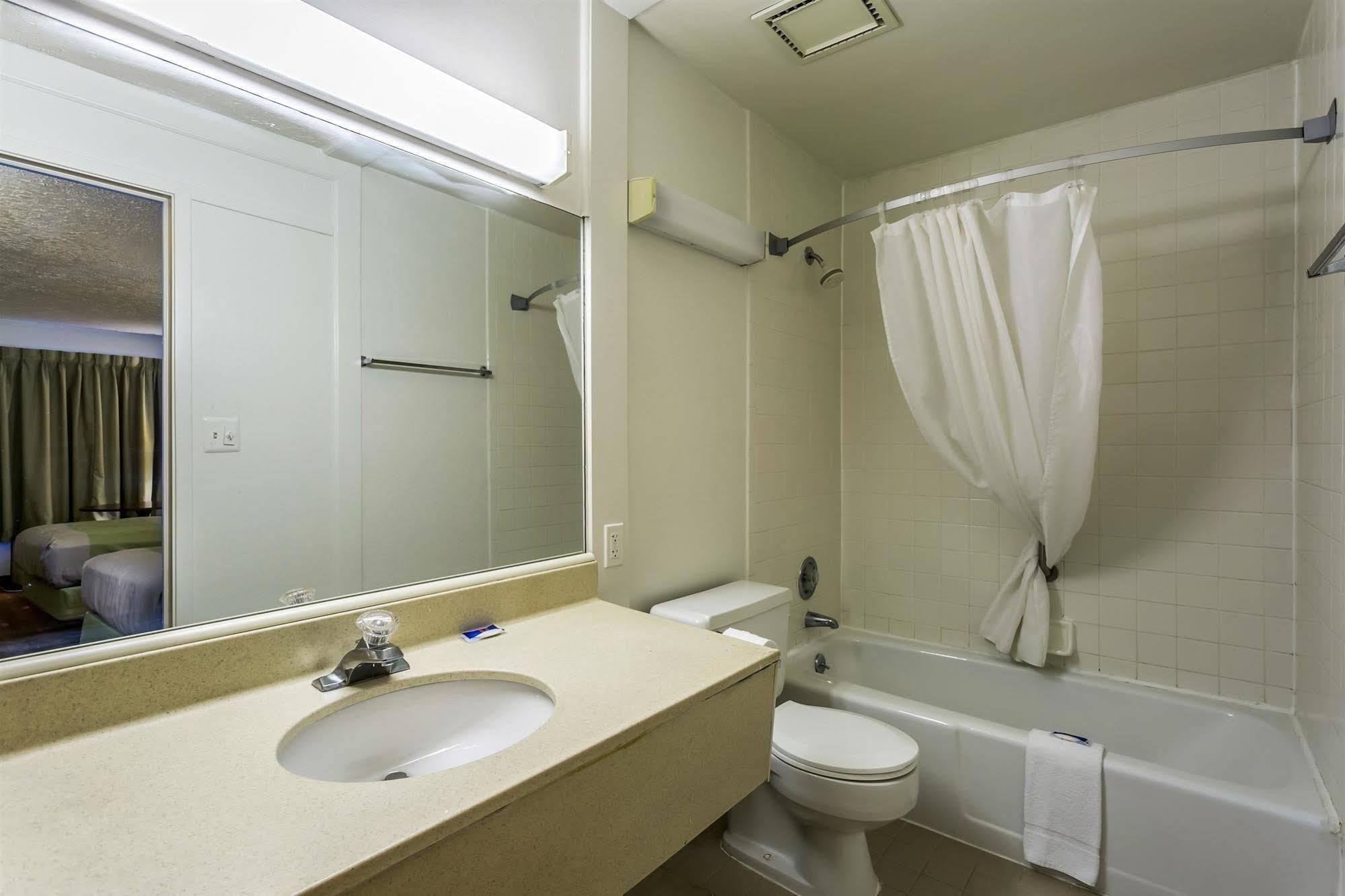 Americas Best Value Inn Edgewood, Md Exterior foto